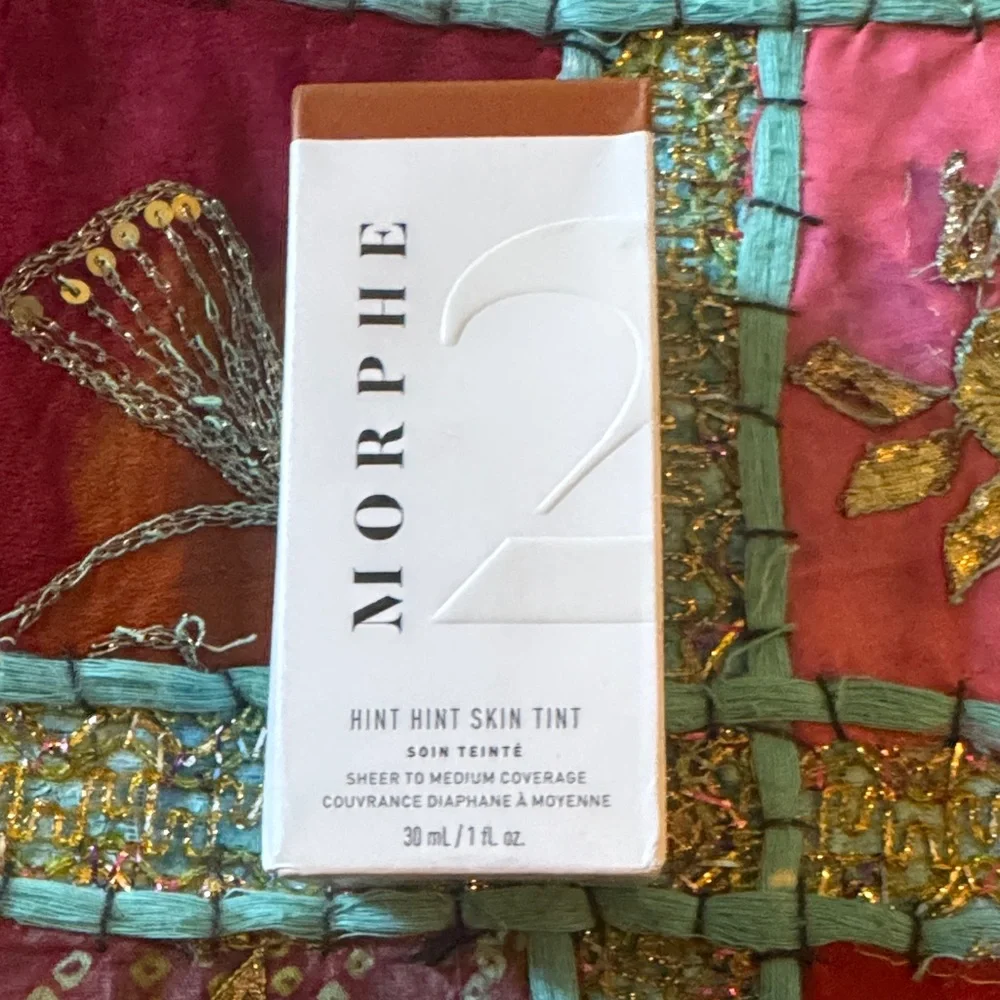 New Concealer Morphe Hint Hint Skin Tint - Mocha